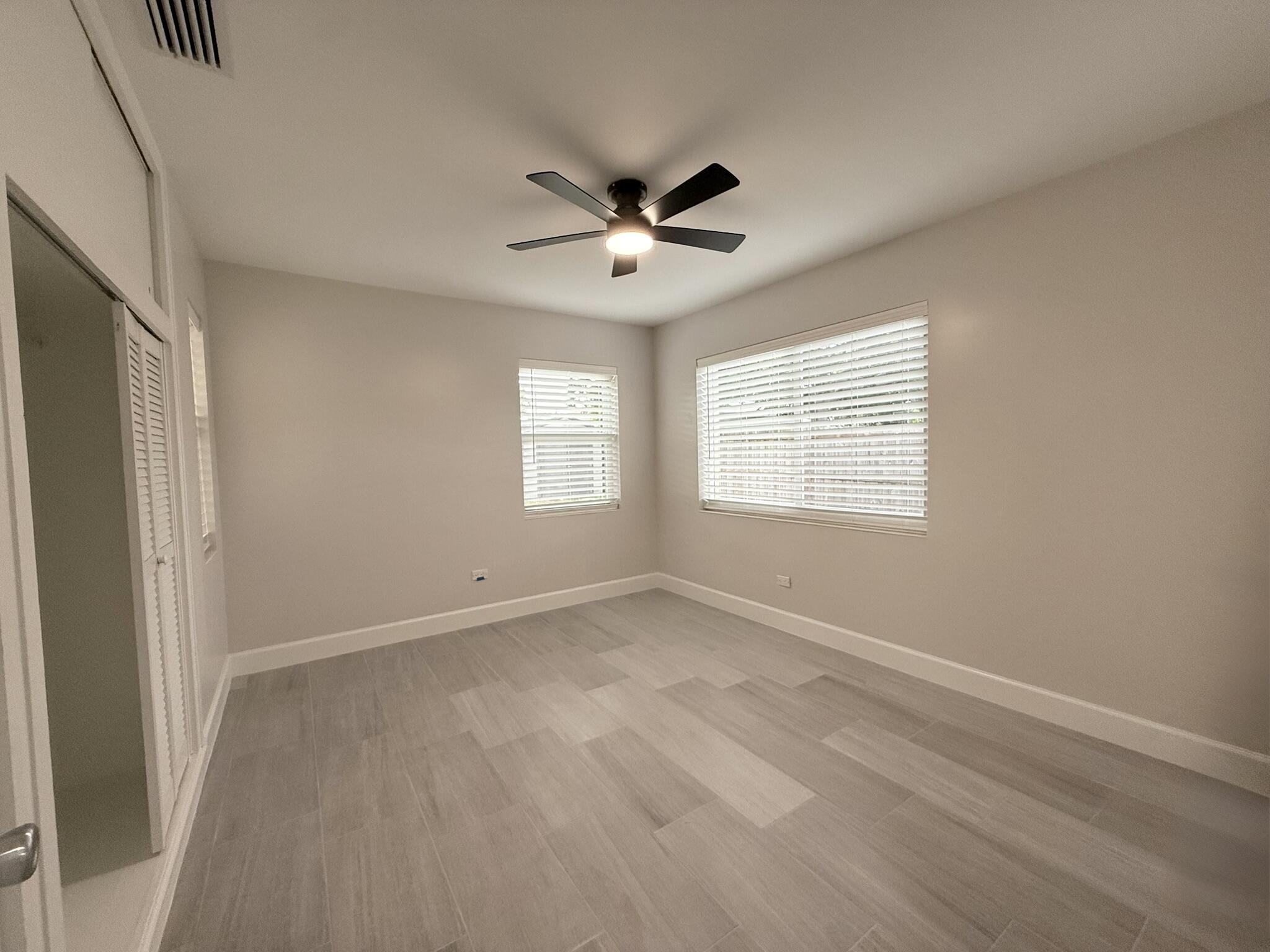 1405 N J Terrace
