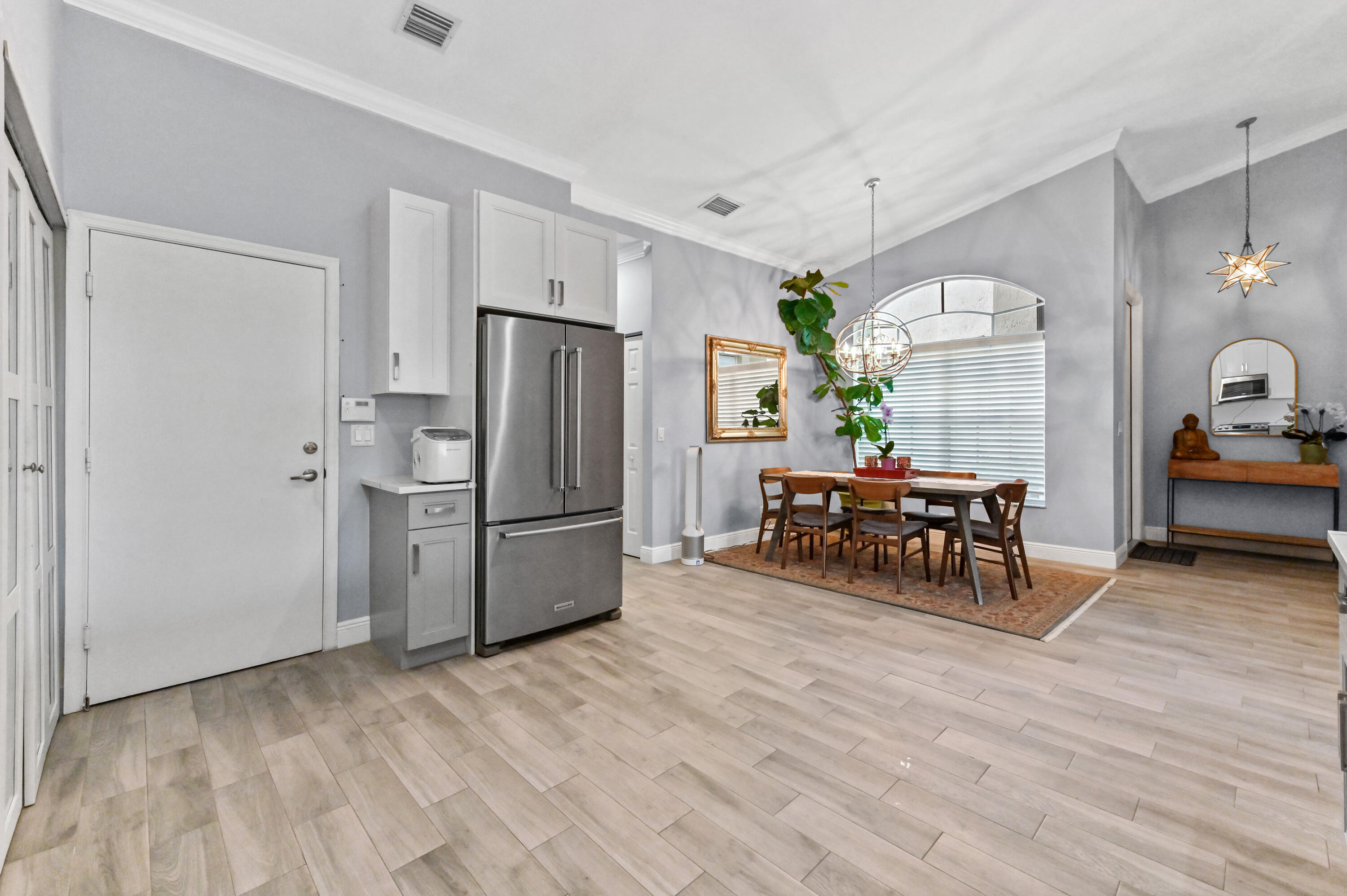 6095 Caladium Road Road