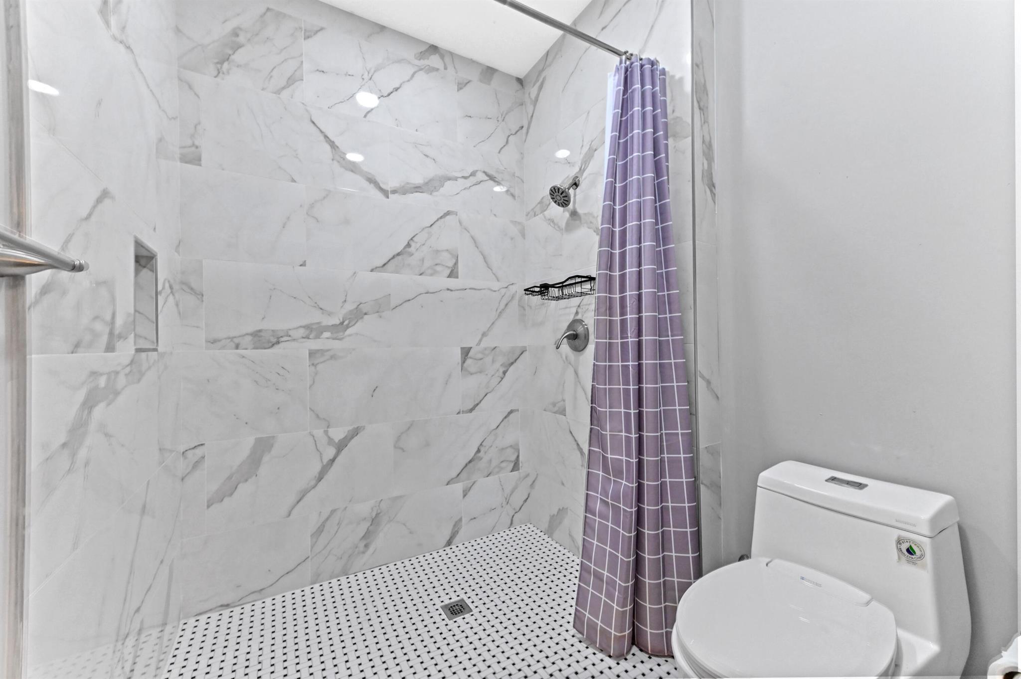 6095 Caladium Road Road