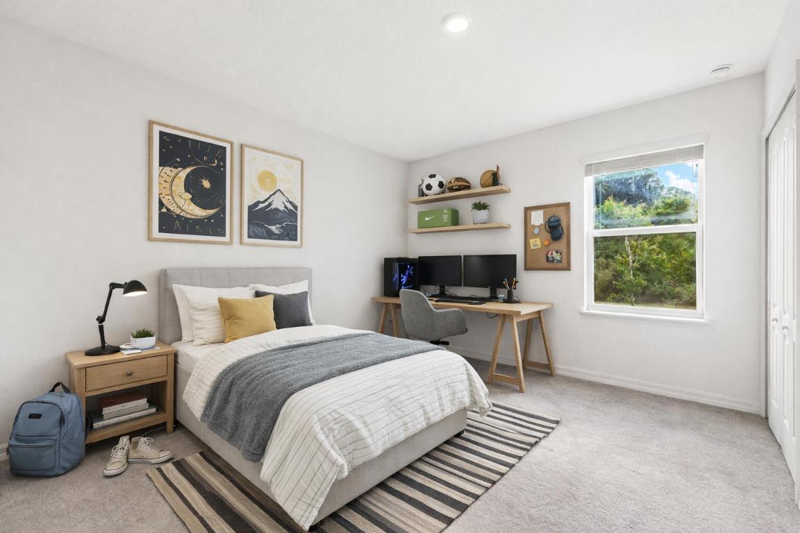 1334 SW Kapok Avenue