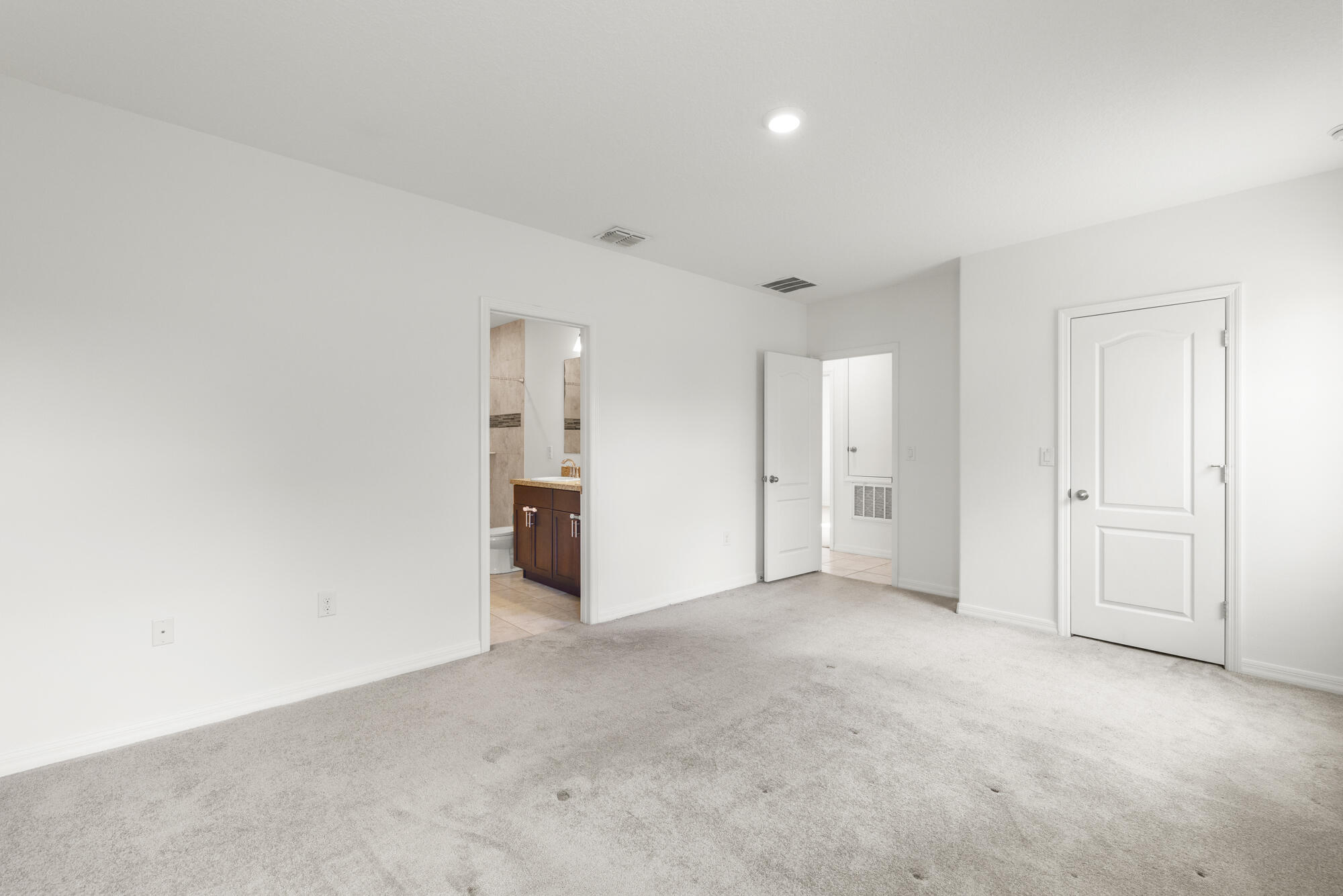 1334 SW Kapok Avenue