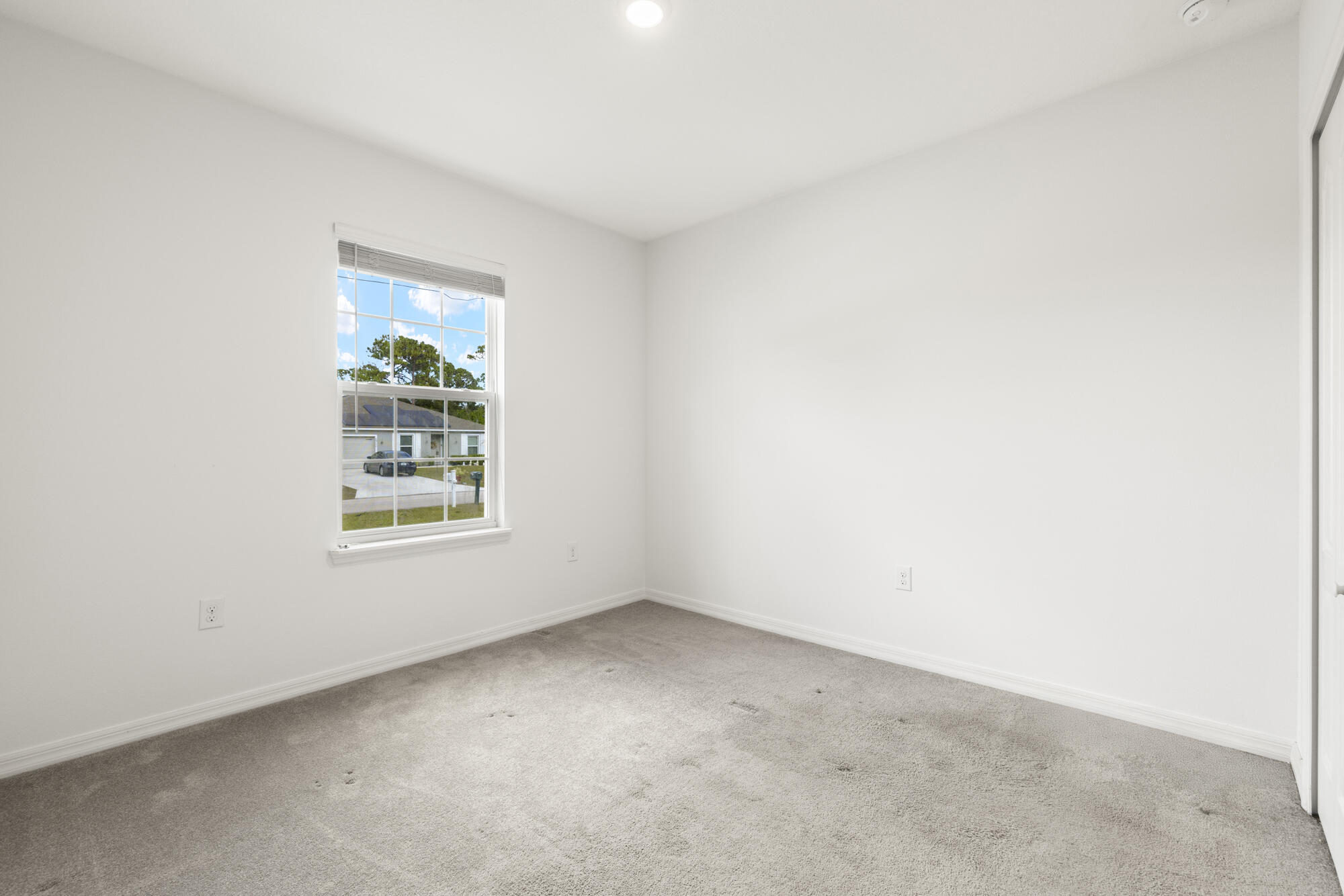 1334 SW Kapok Avenue