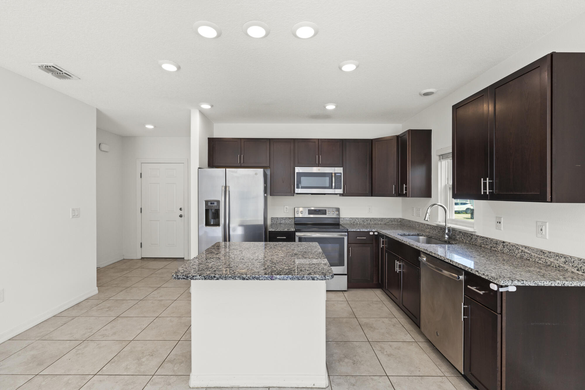 1334 SW Kapok Avenue