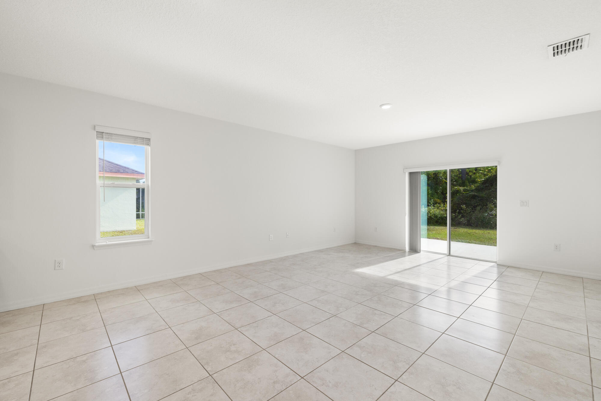 1334 SW Kapok Avenue