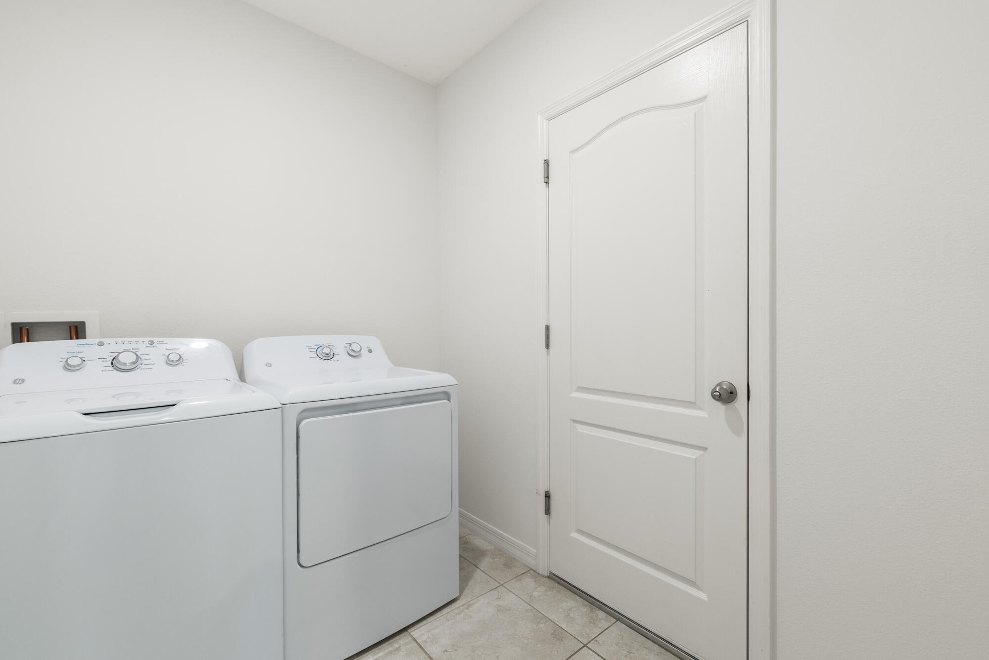 1334 SW Kapok Avenue