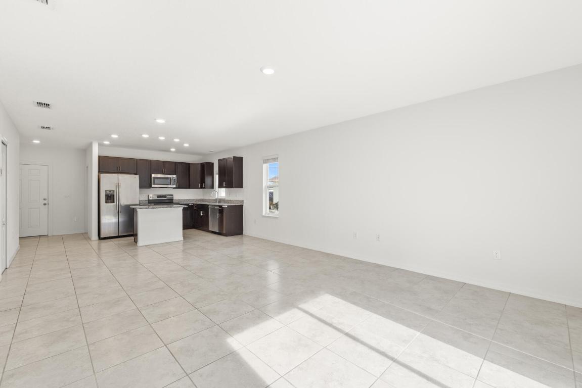 1334 SW Kapok Avenue