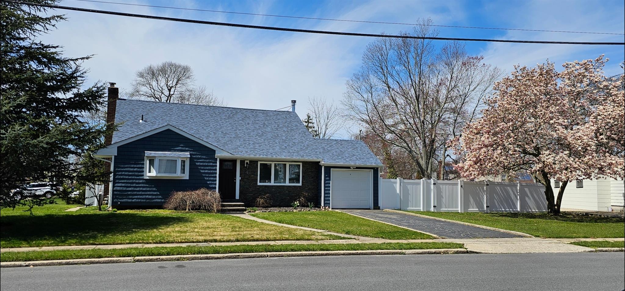 4 Durhamoc Lane