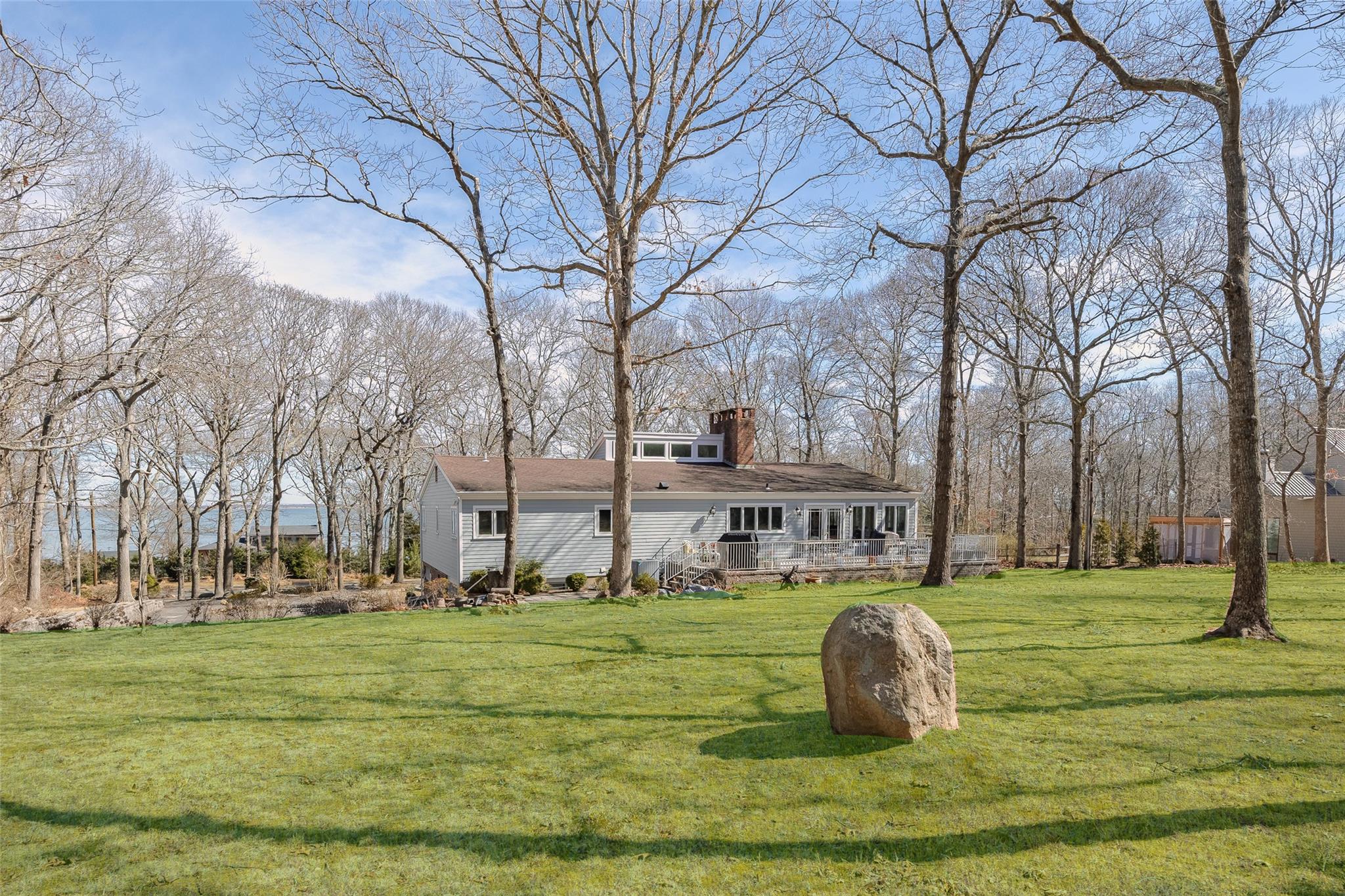 61 Gardiners Bay Drive