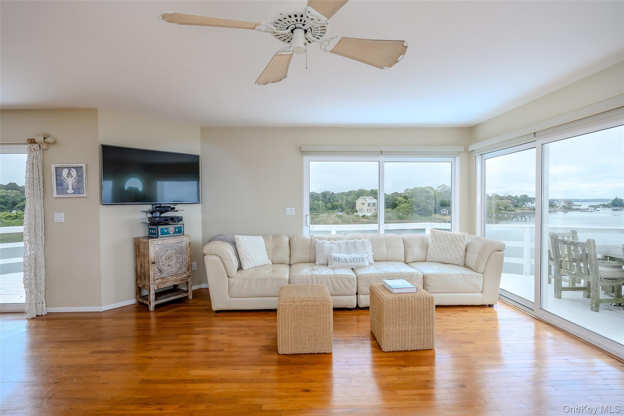 19 Cold Spring Court