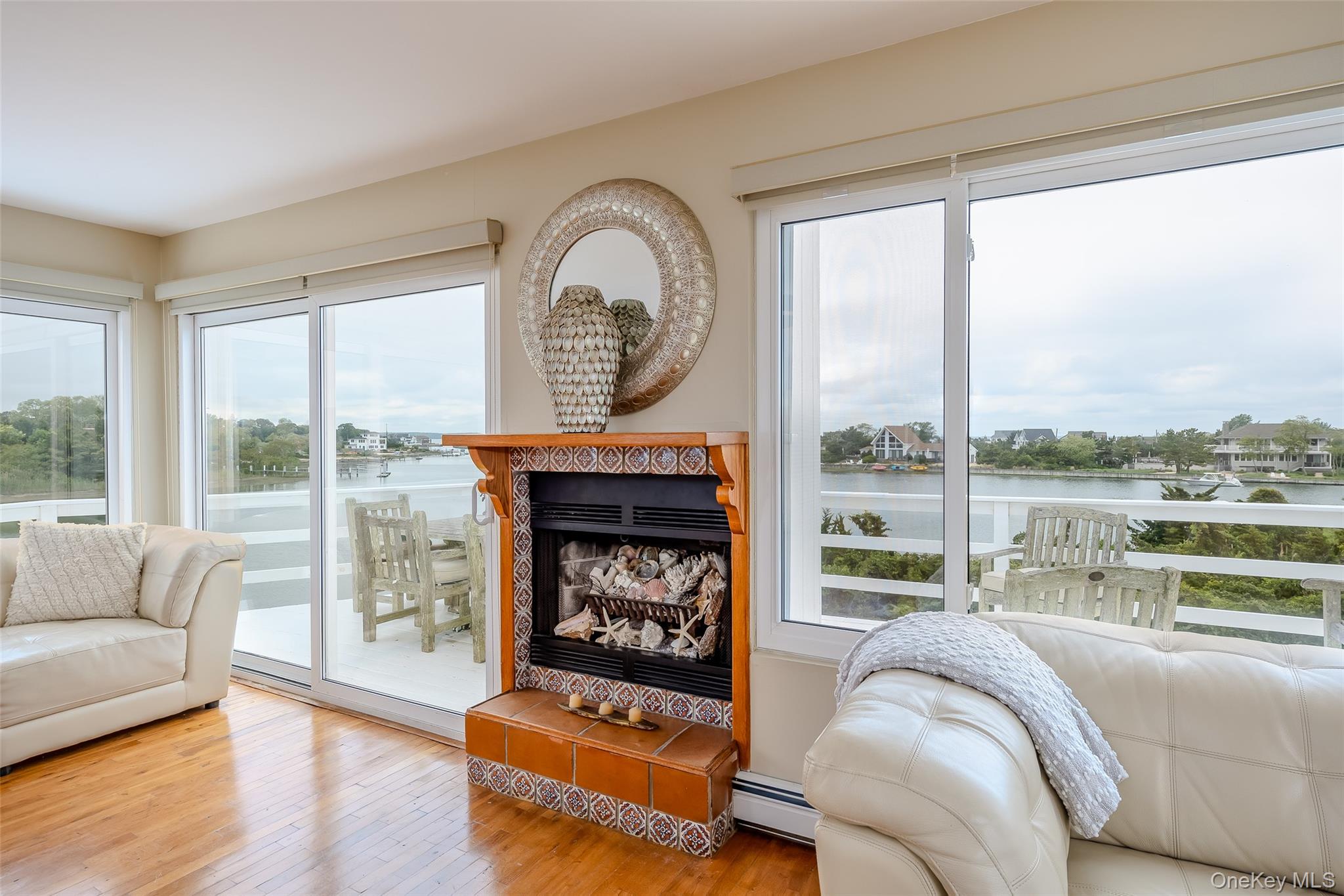 19 Cold Spring Court