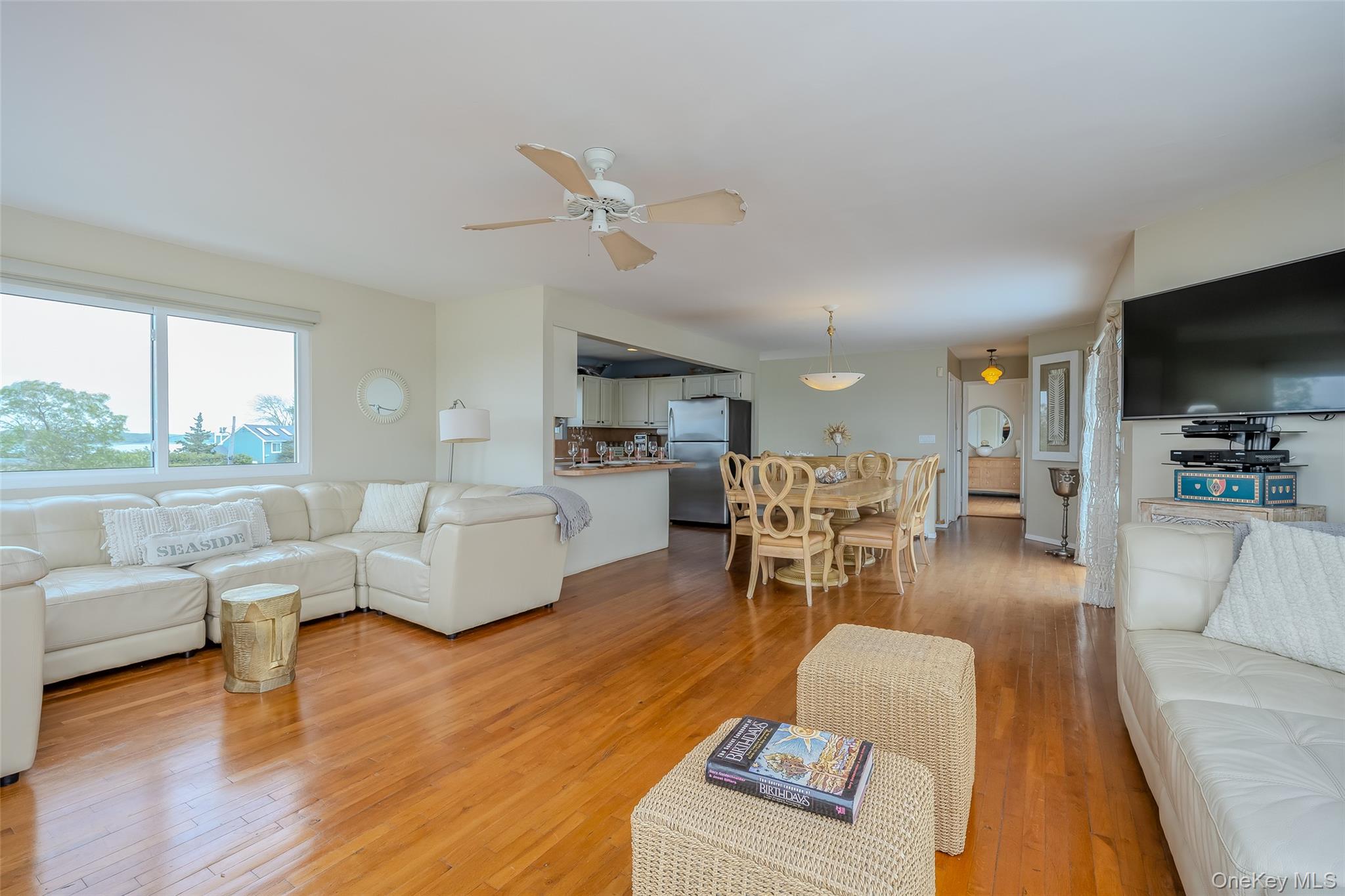 19 Cold Spring Court