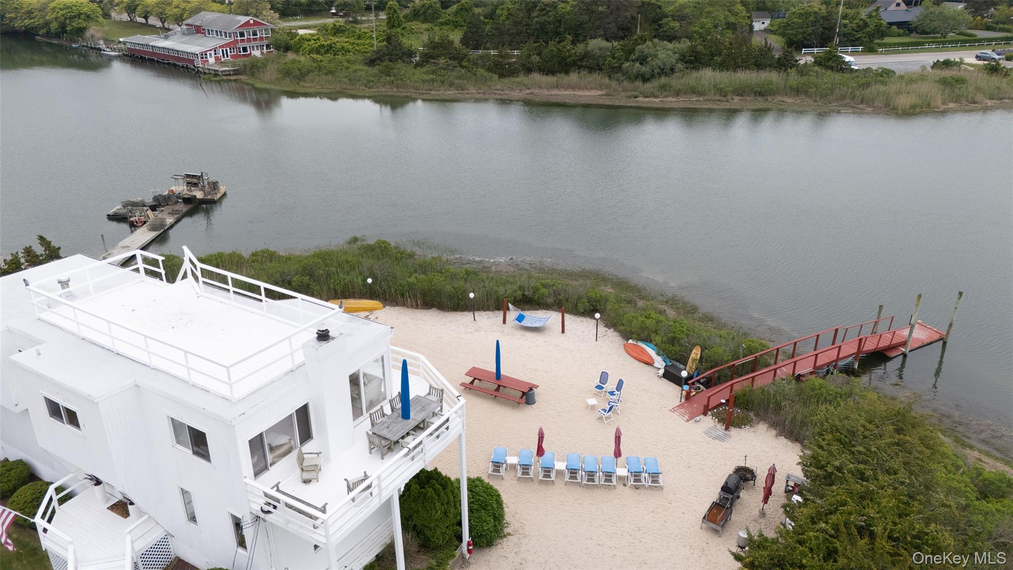 19 Cold Spring Court