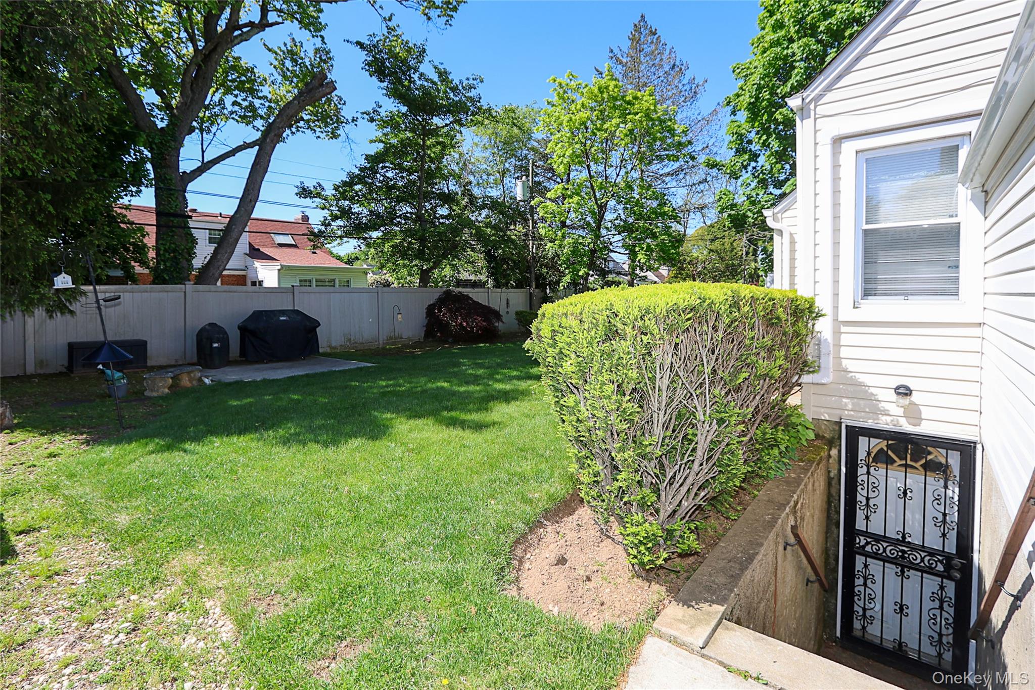 608 Terrace Place