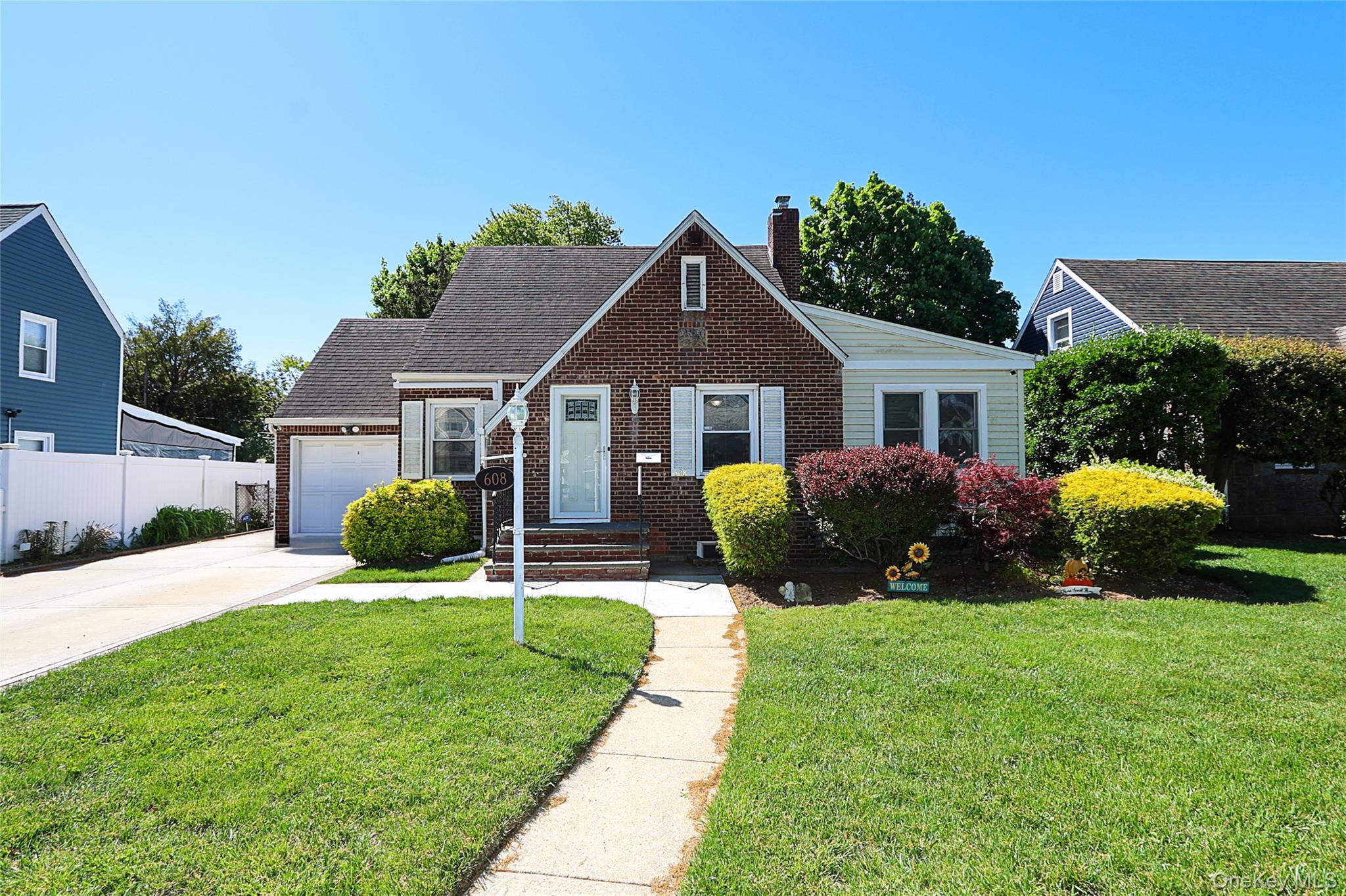 608 Terrace Place