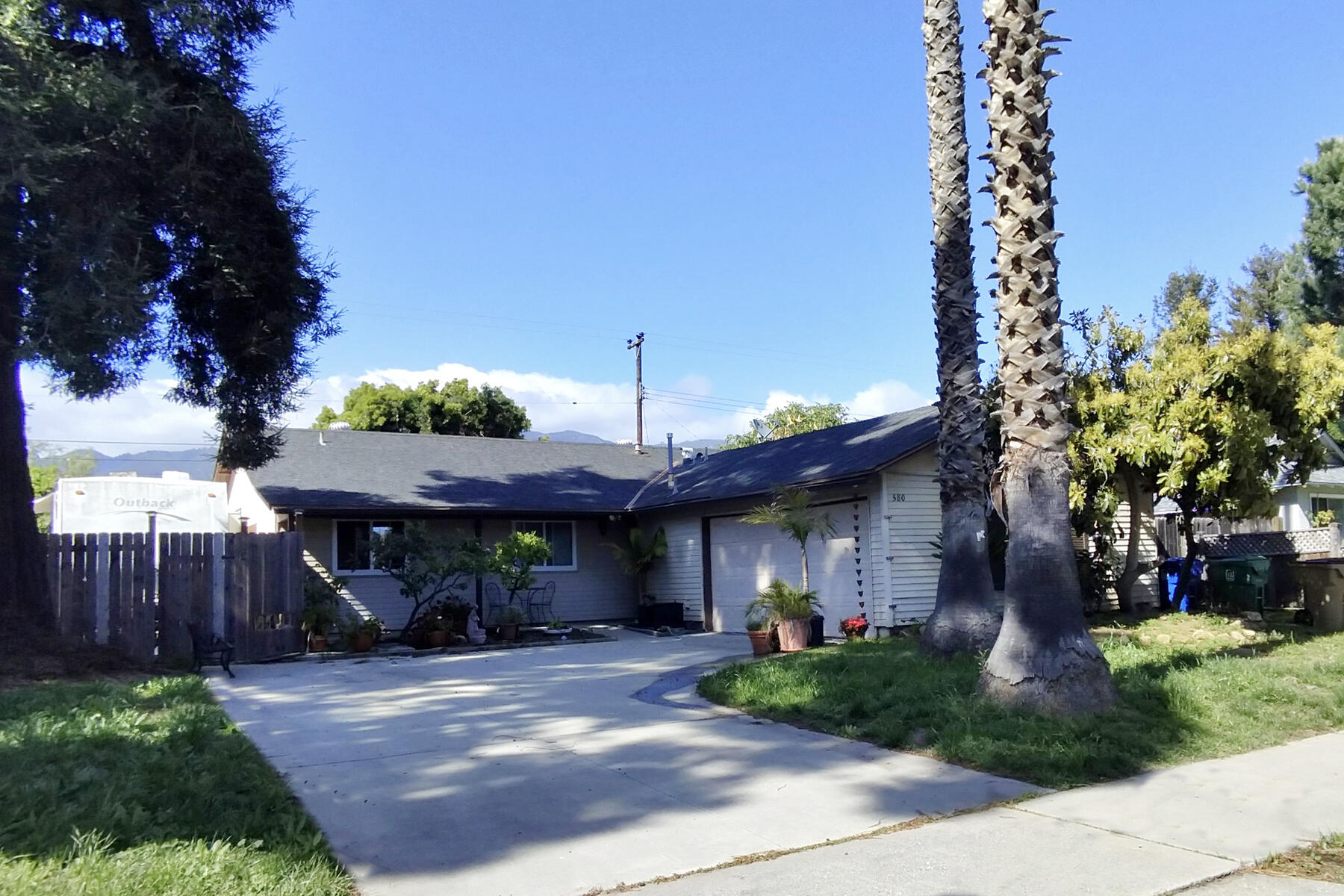 580 Pintura Drive