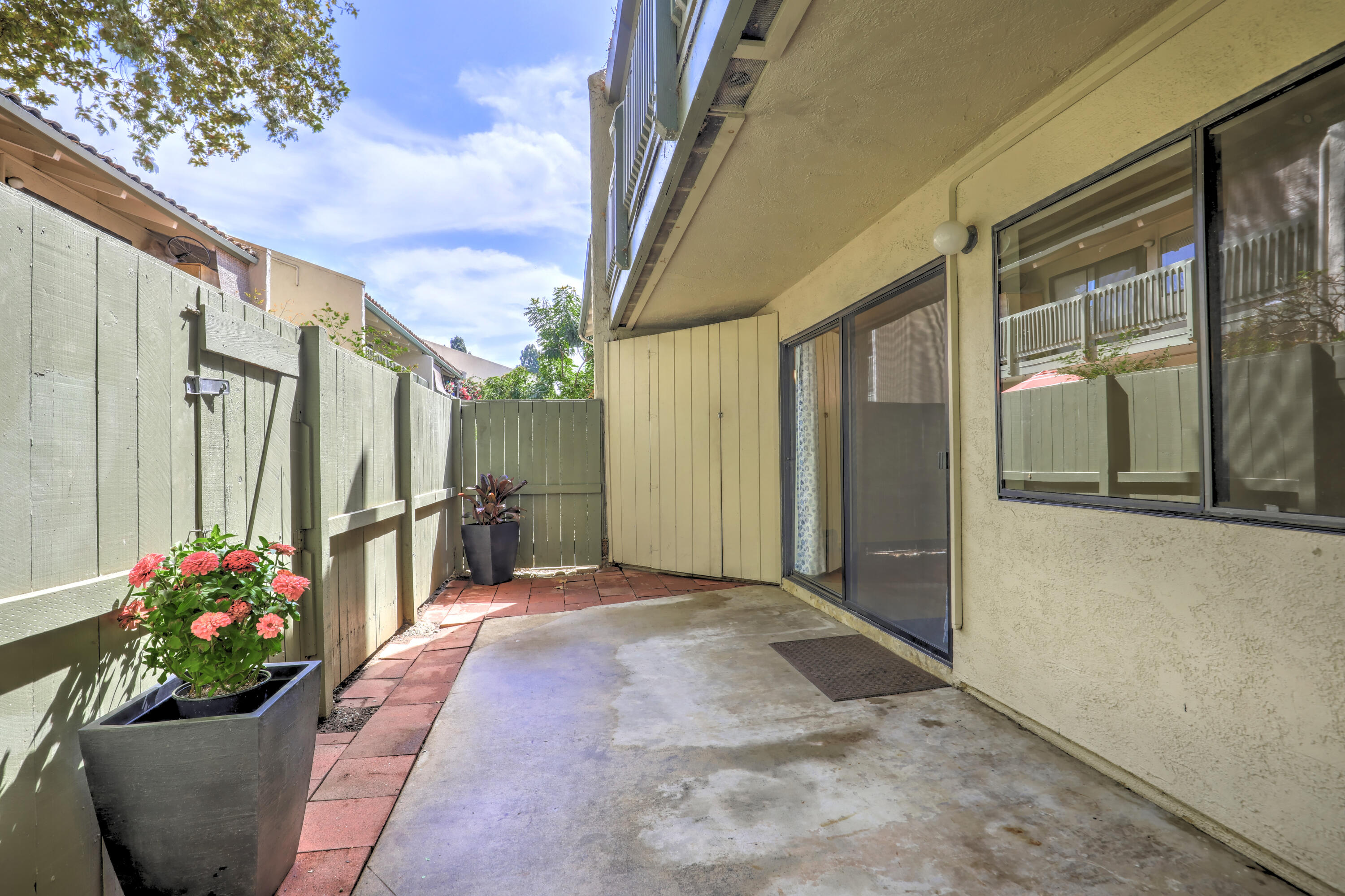 39 Dearborn Place Apt 93