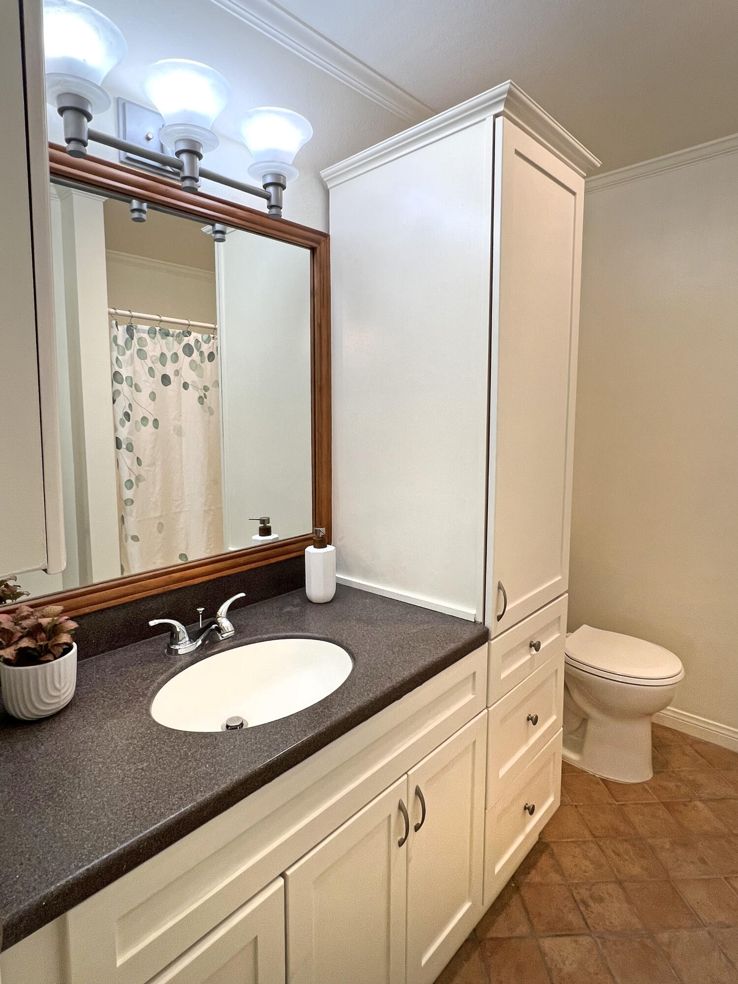 39 Dearborn Place Apt 93