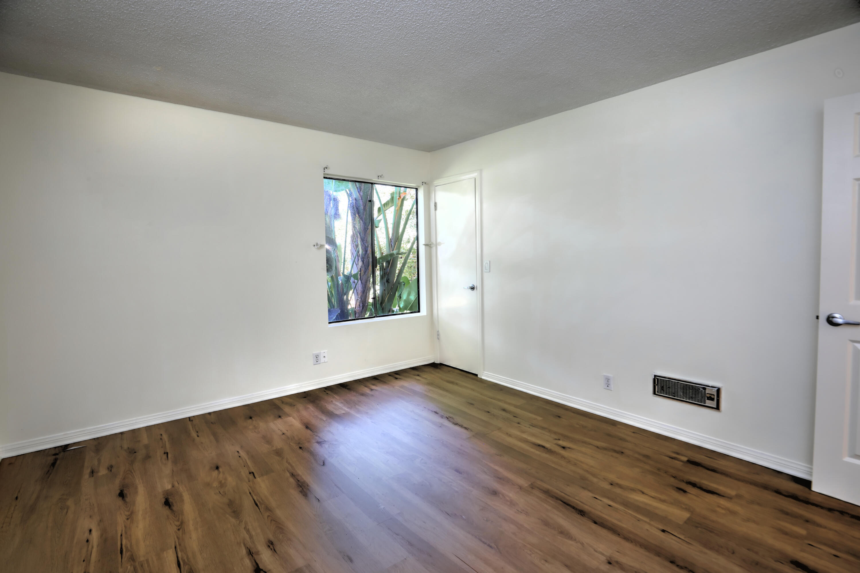 39 Dearborn Place Apt 93