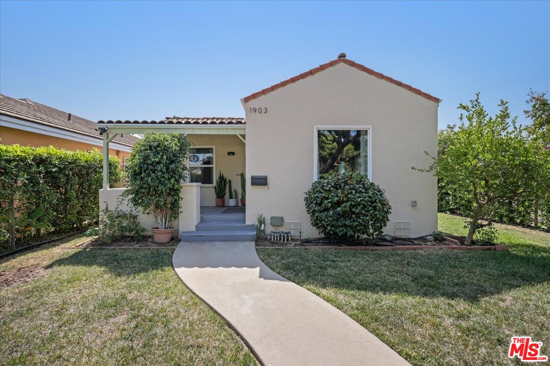 1903 S Primrose Ave