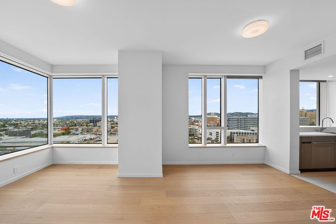 889 Francisco St Unit: 1806