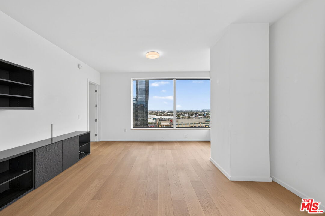 889 Francisco St Unit: 1806