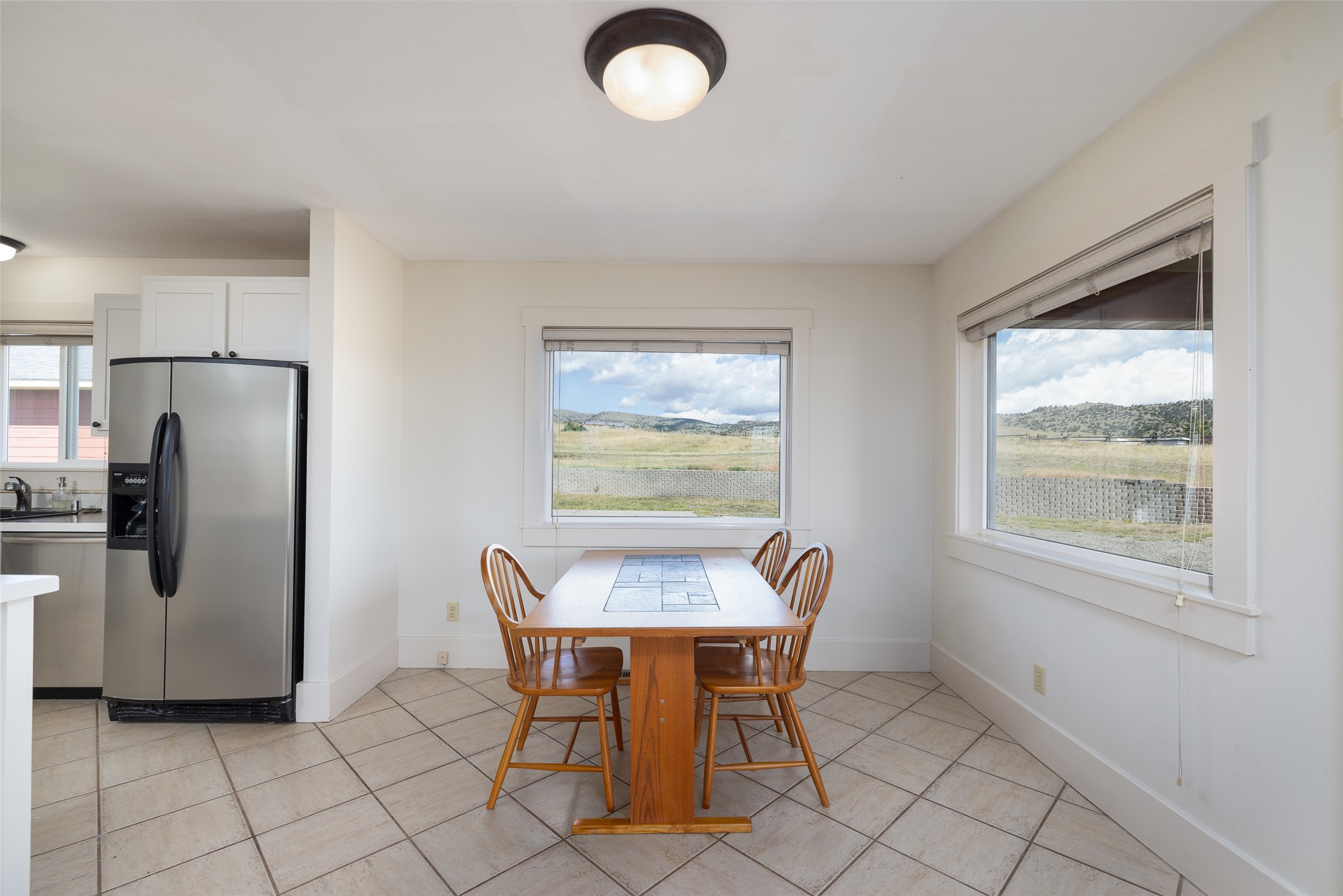 10 Hidden Ridge Road