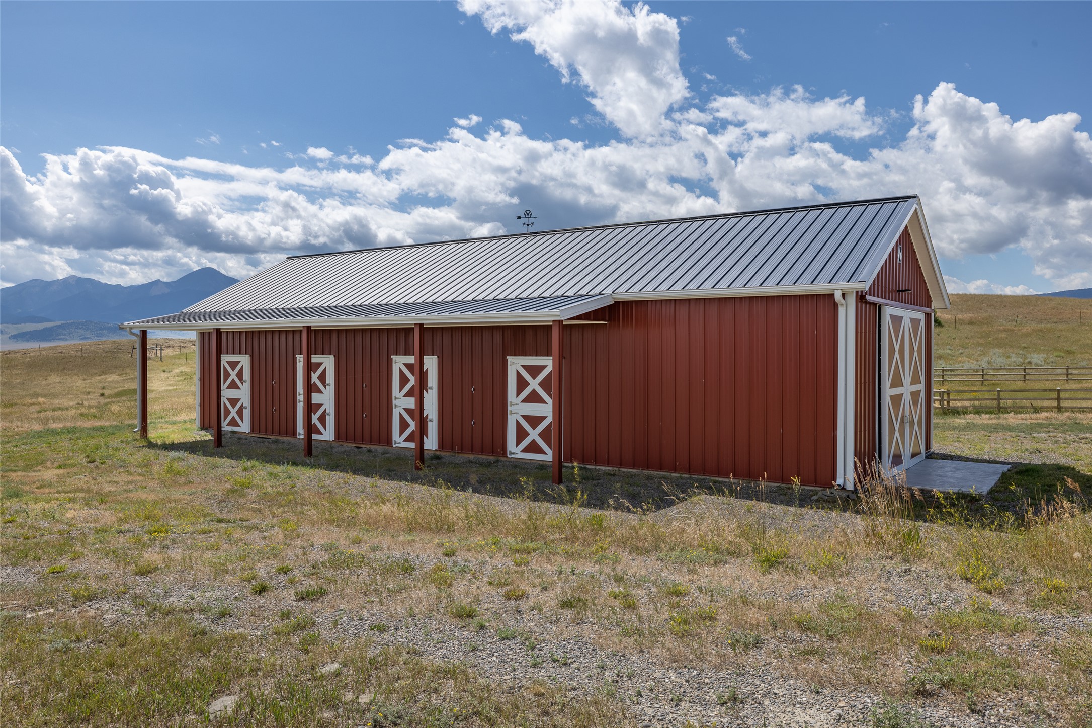 10 Hidden Ridge Road