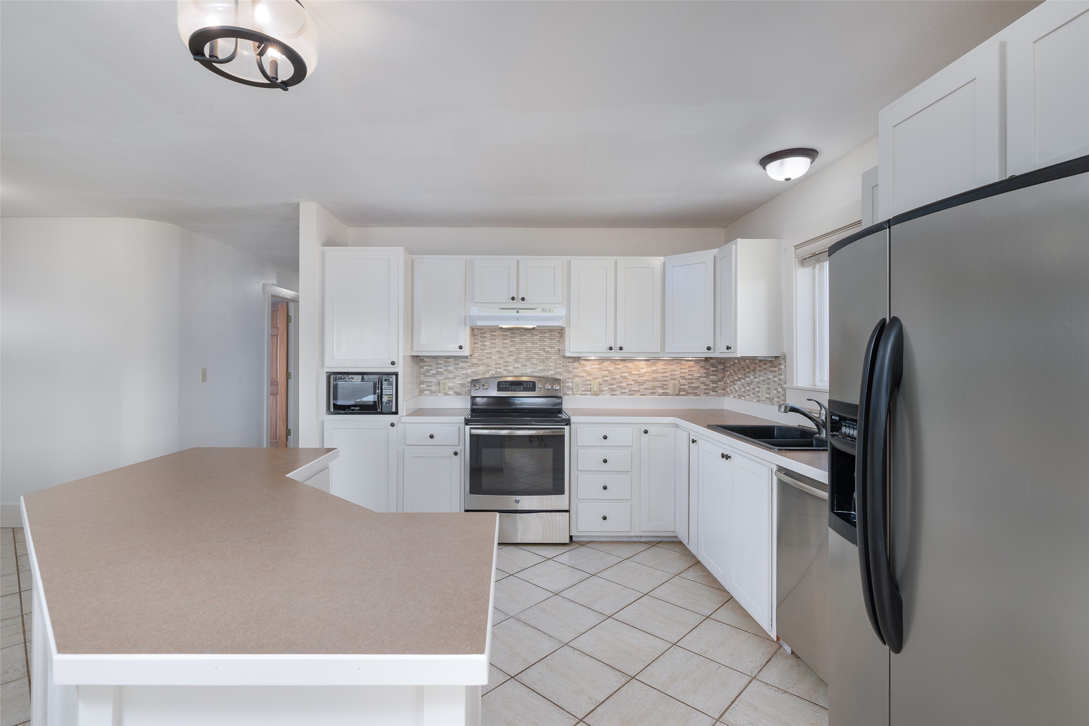 10 Hidden Ridge Road