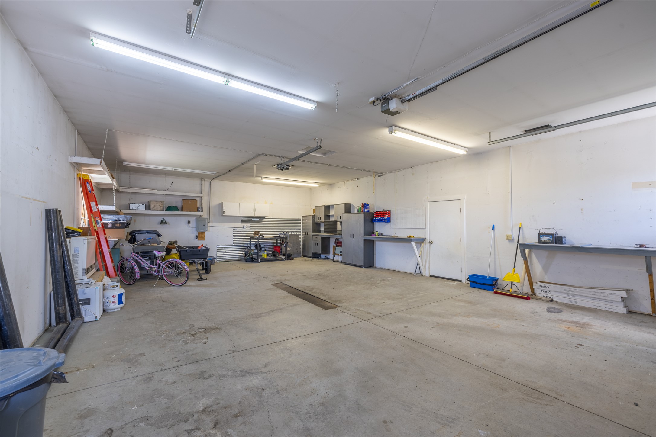 10 Hidden Ridge Road