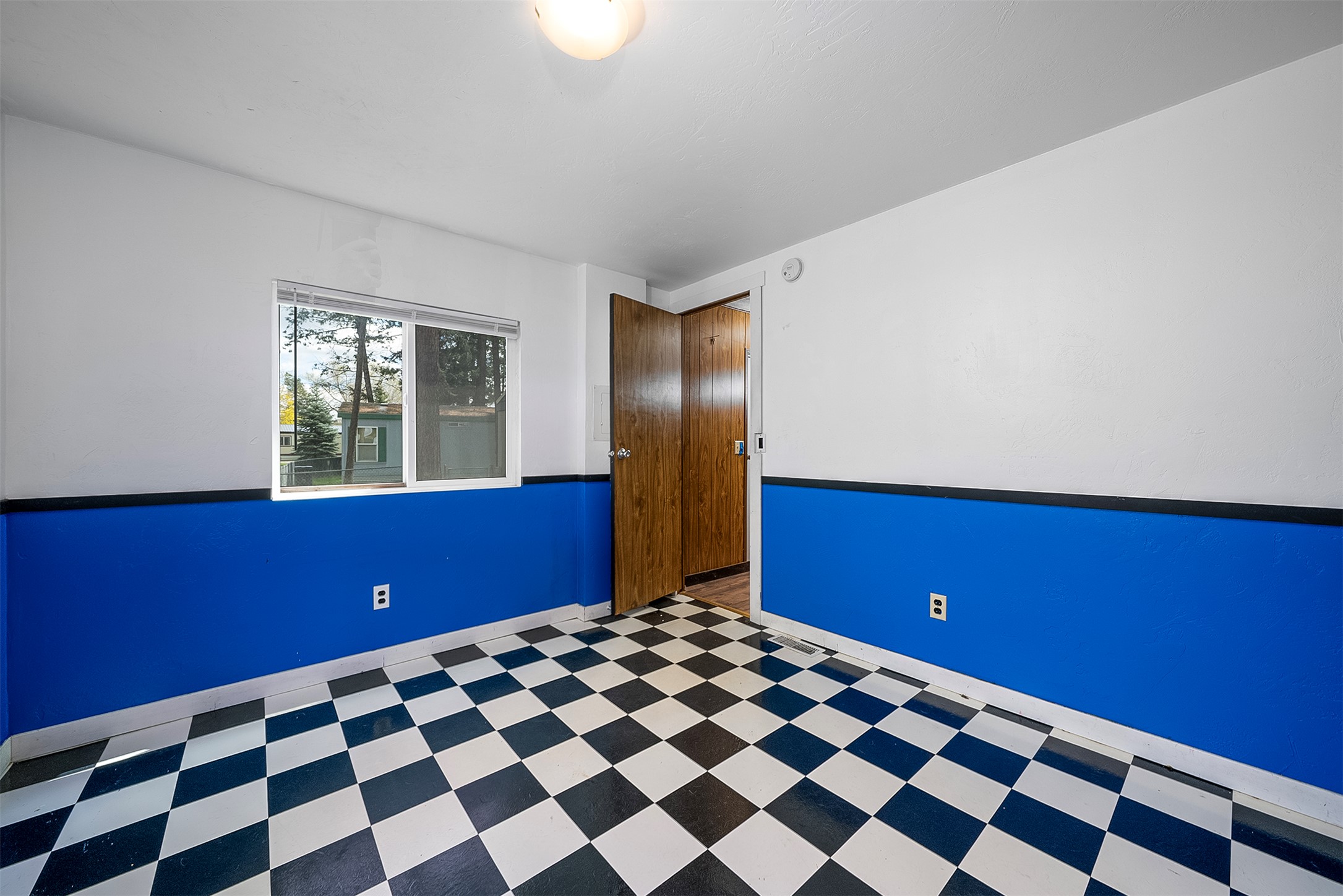 5 Ridgewood Drive