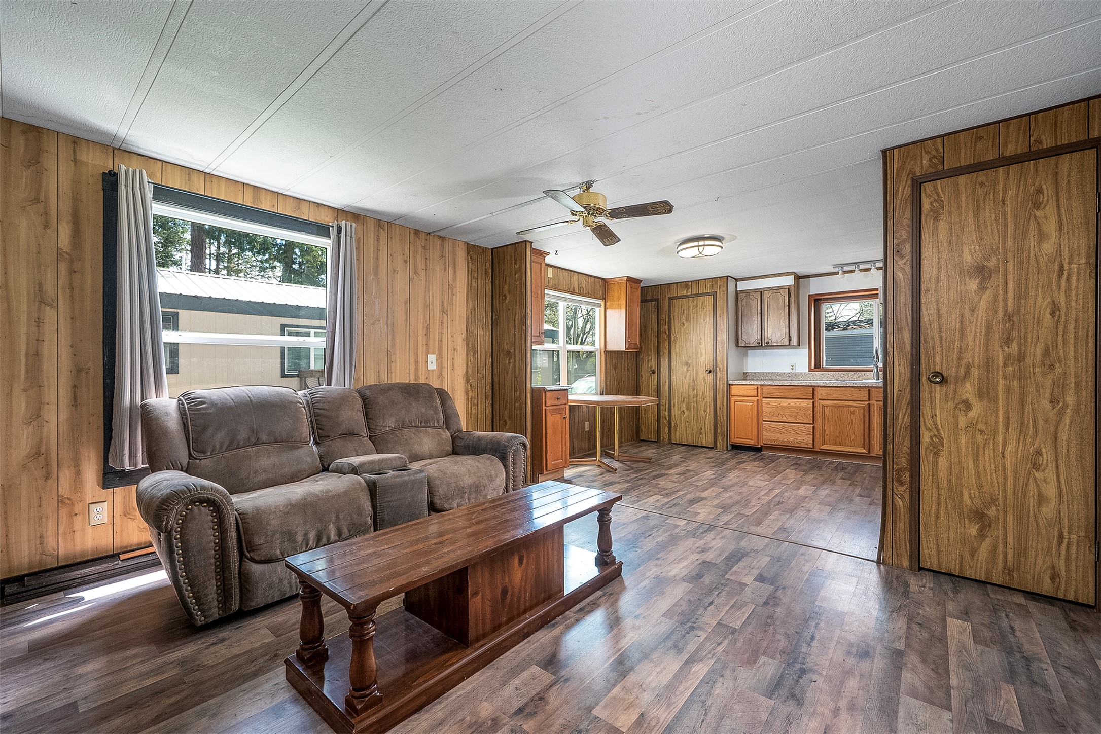 5 Ridgewood Drive