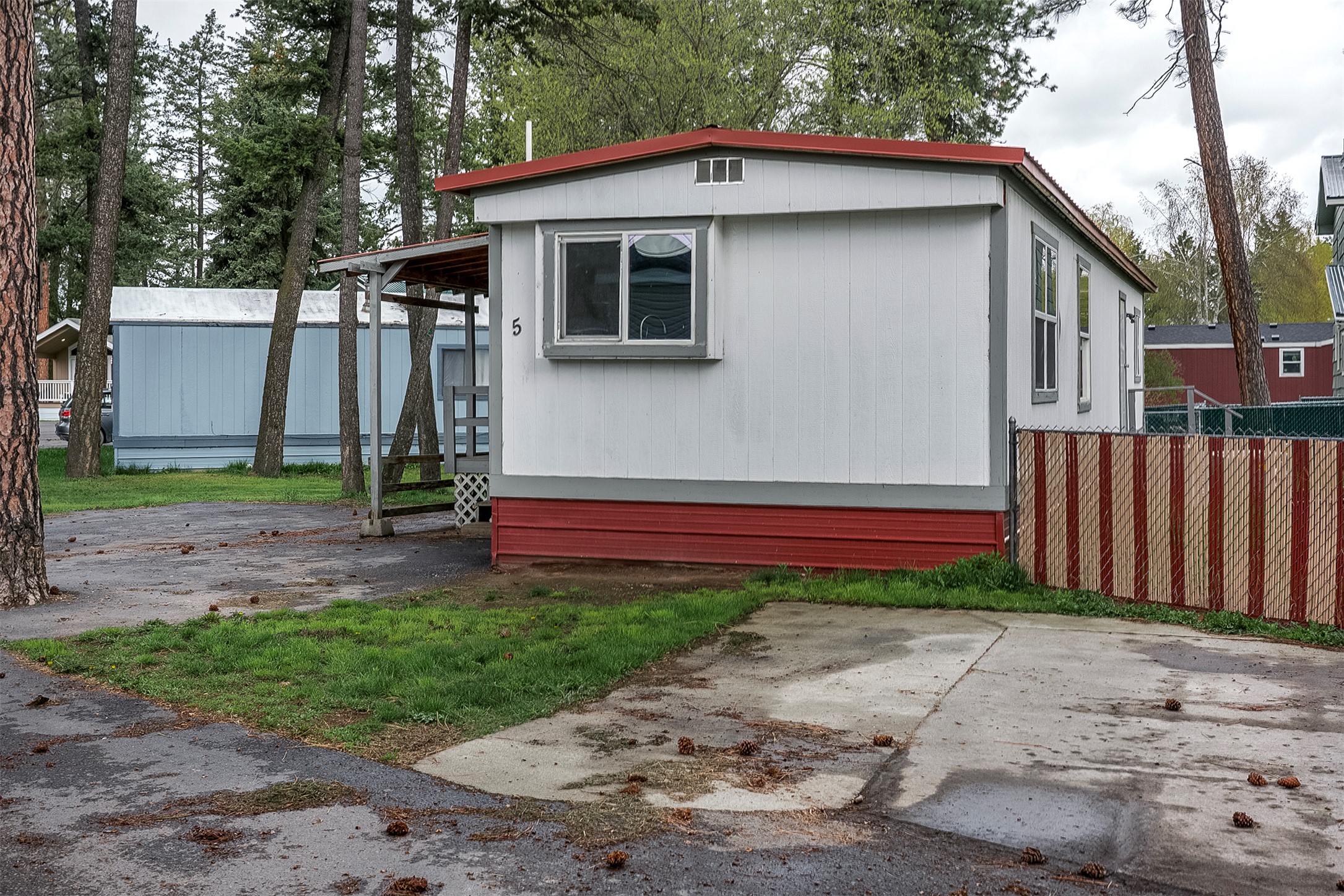 5 Ridgewood Drive