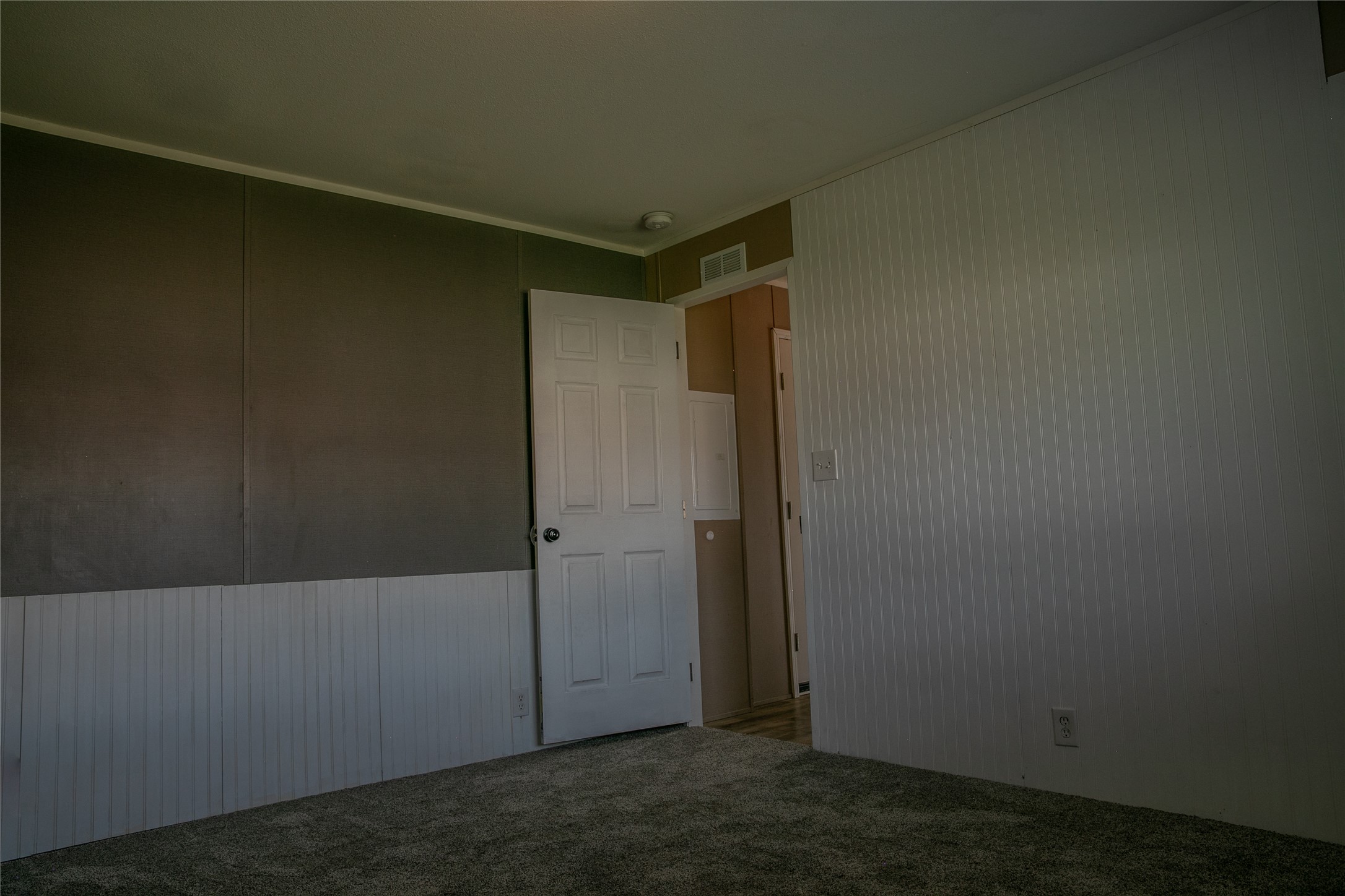1045 Conrad Drive 19