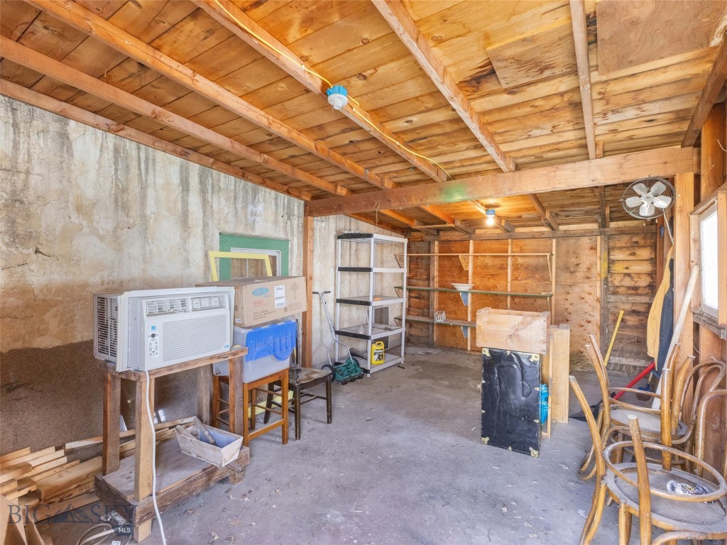 414 S 2nd Street