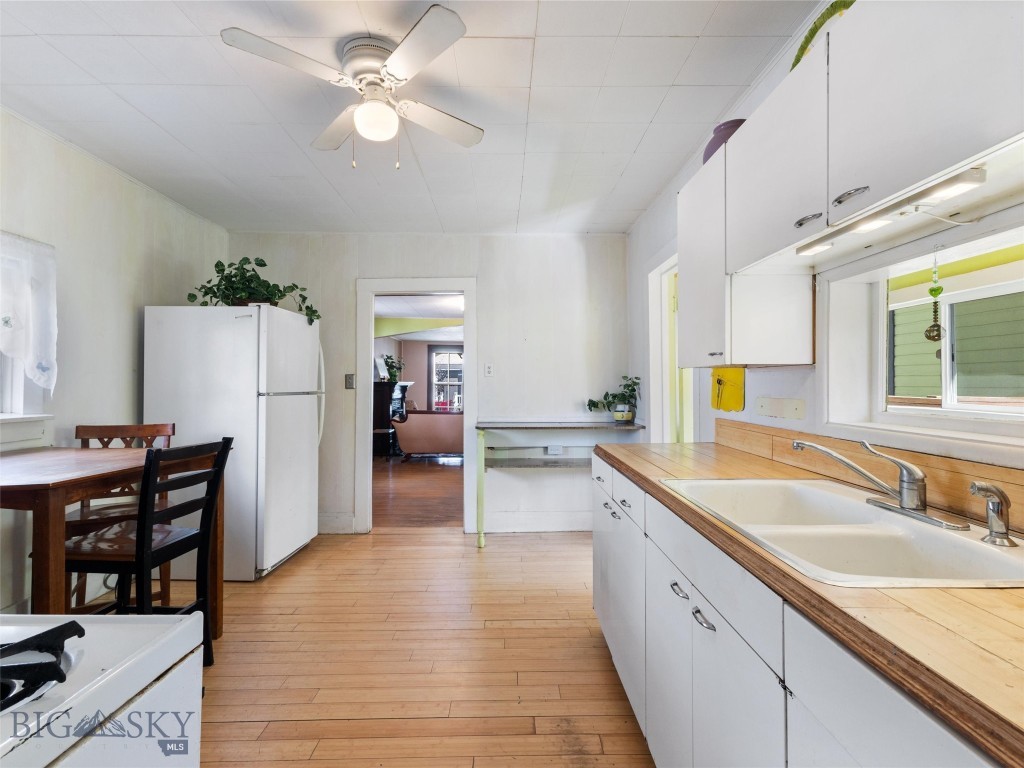 414 S 2nd Street