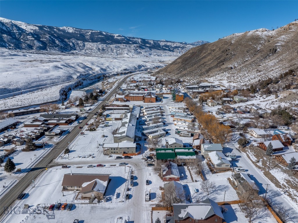 102 Travertine Street