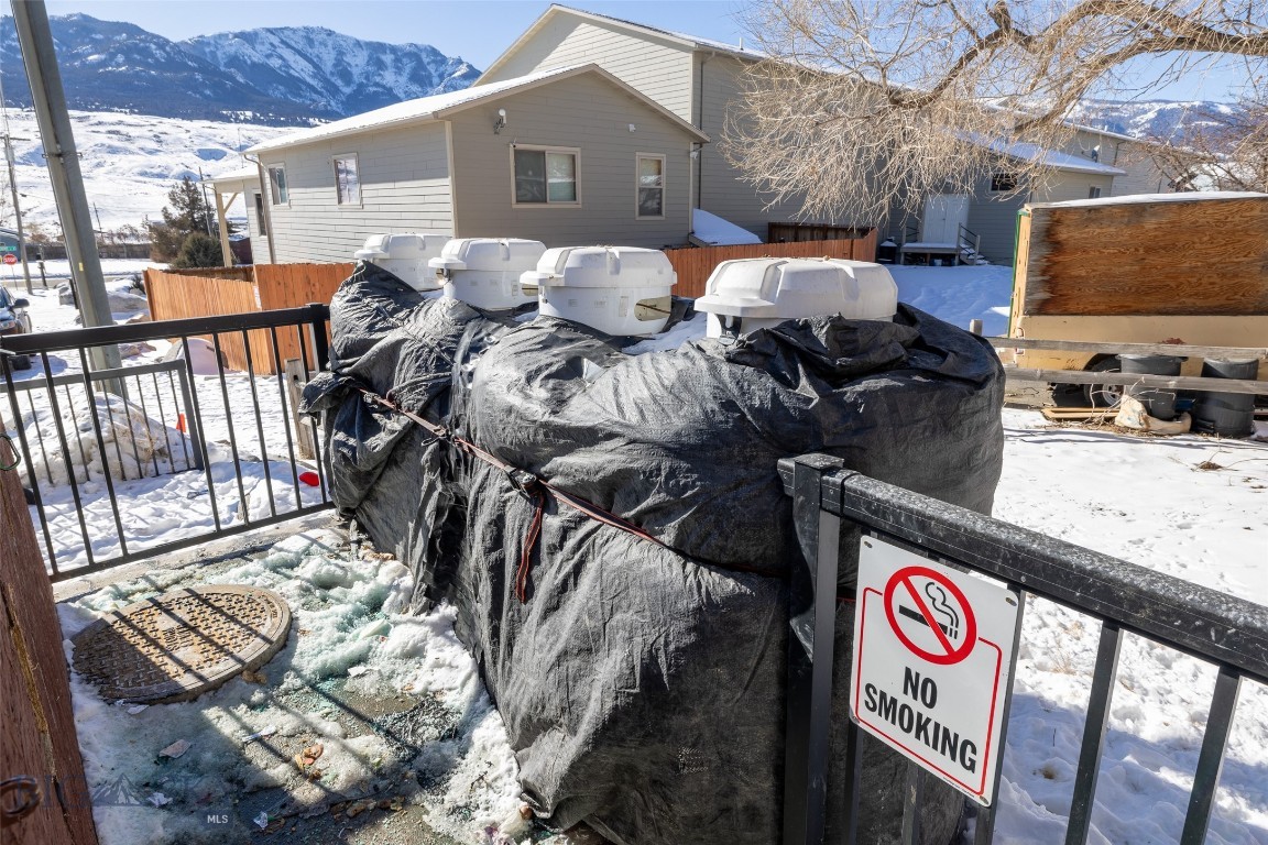 102 Travertine Street