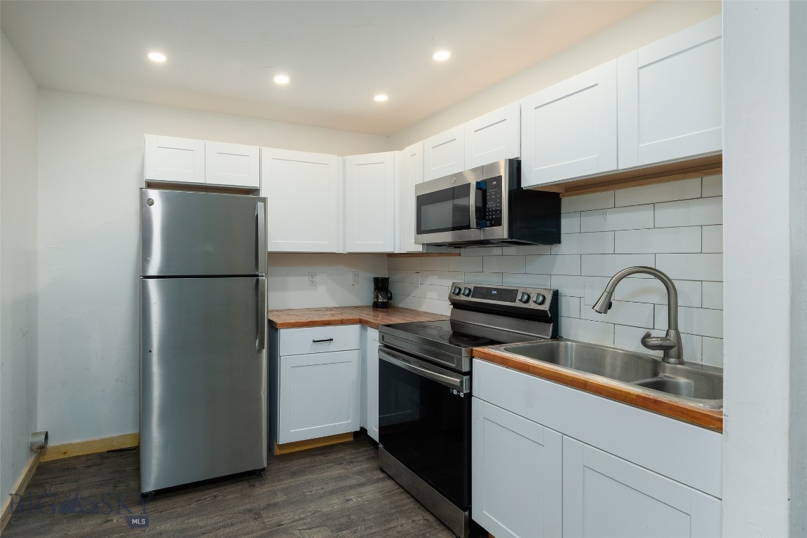 102 Travertine Street