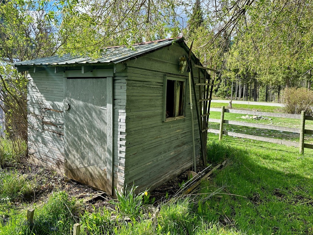 11687 Pinkham Creek