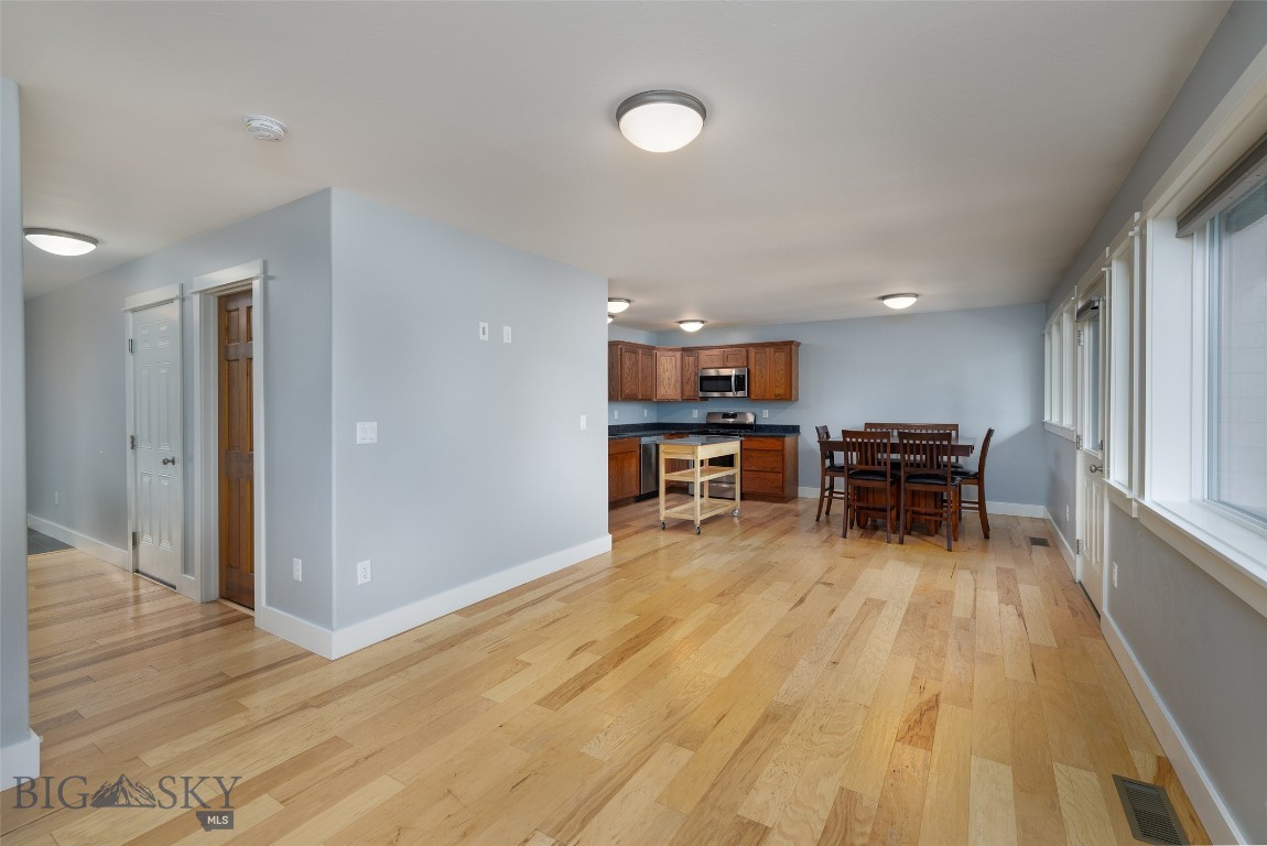 2926 Warbler Way B