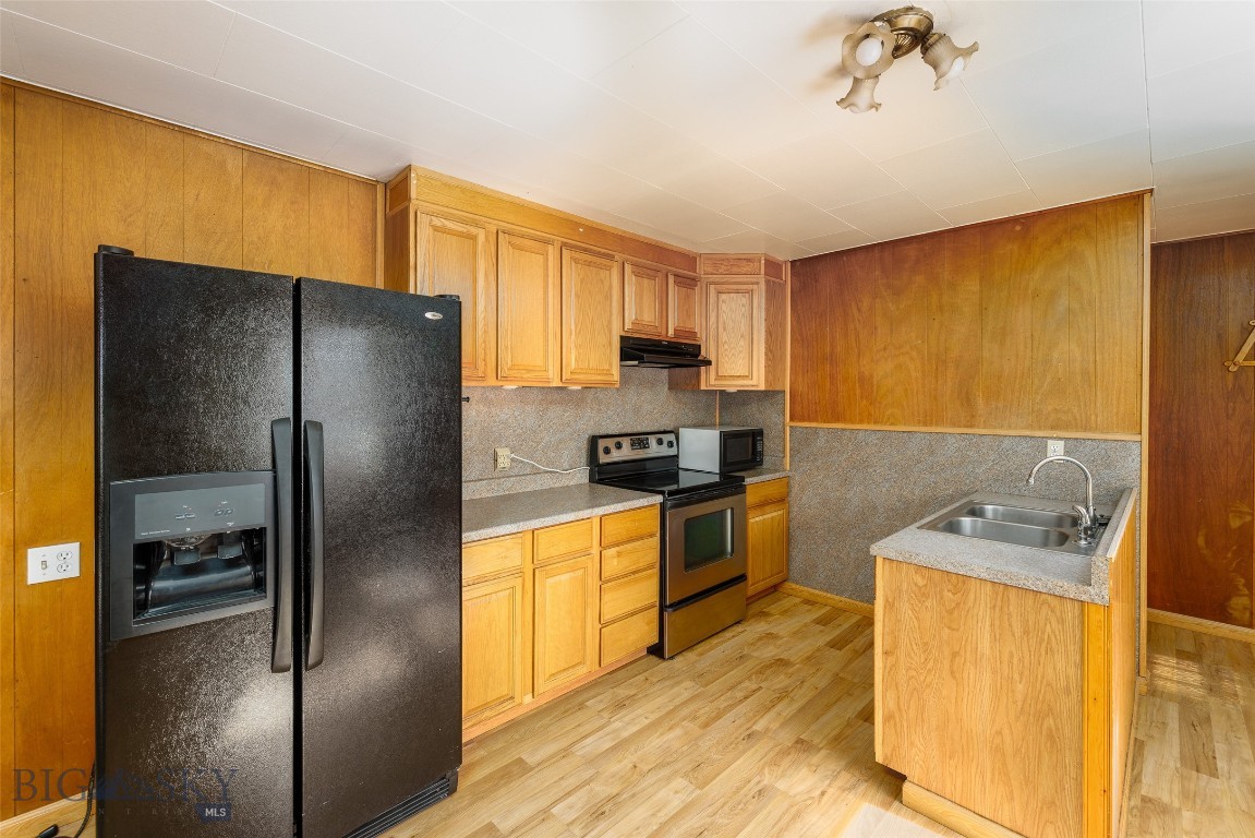 106 Travertine Street