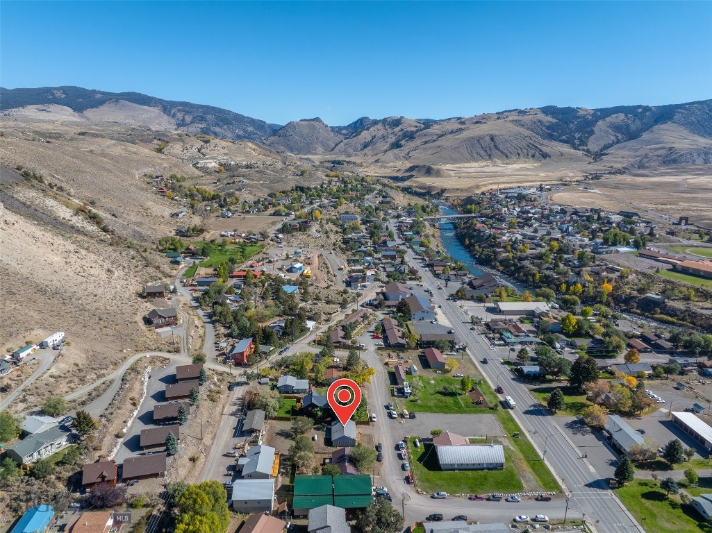 106 Travertine Street