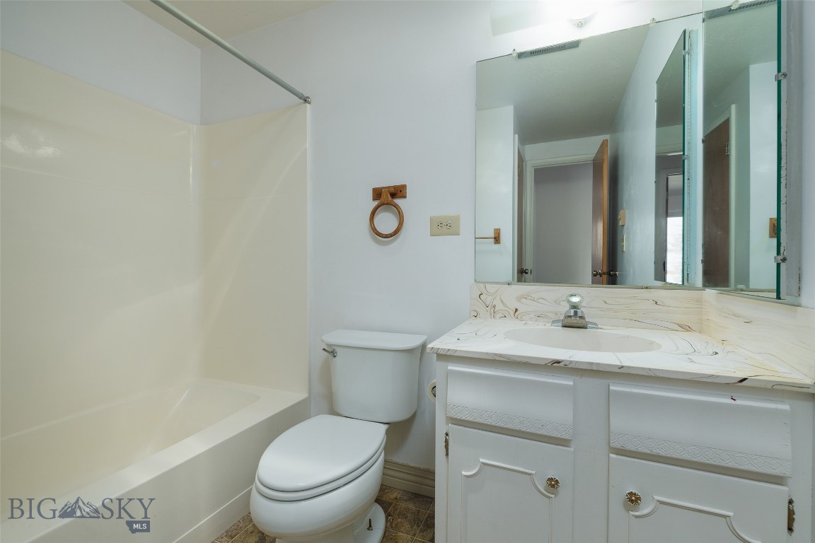 611 Meadowlark Street