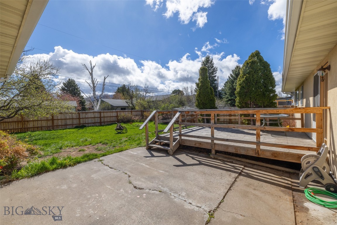 611 Meadowlark Street