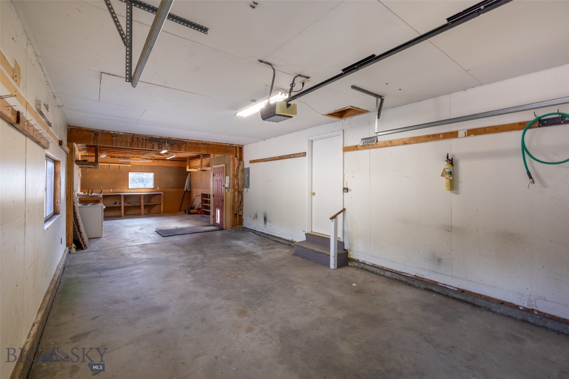 611 Meadowlark Street