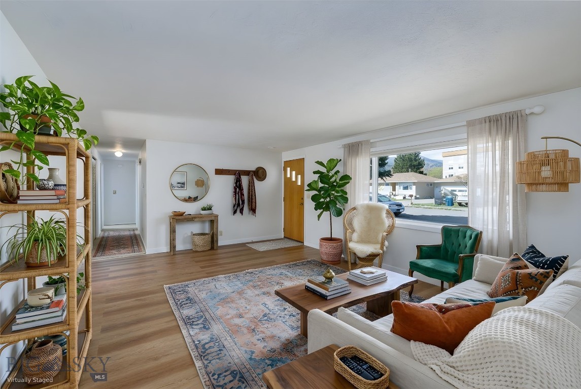 611 Meadowlark Street