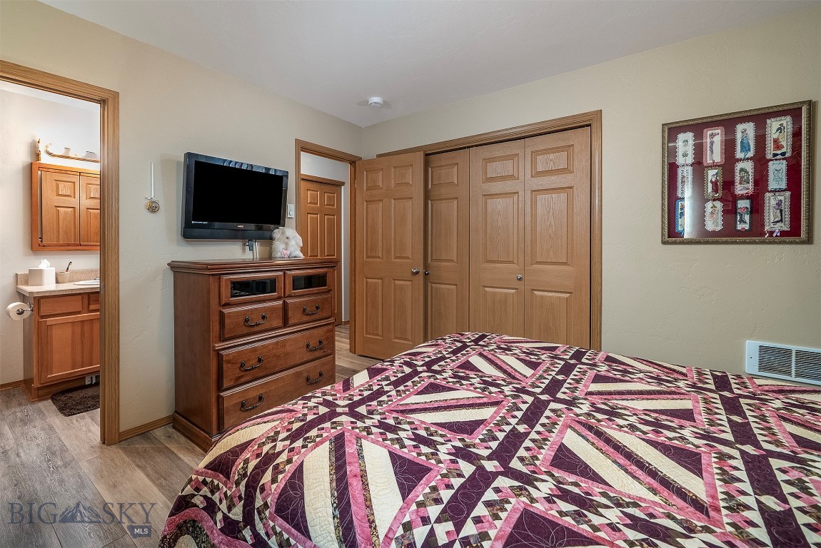 1211 Homesteaders Way
