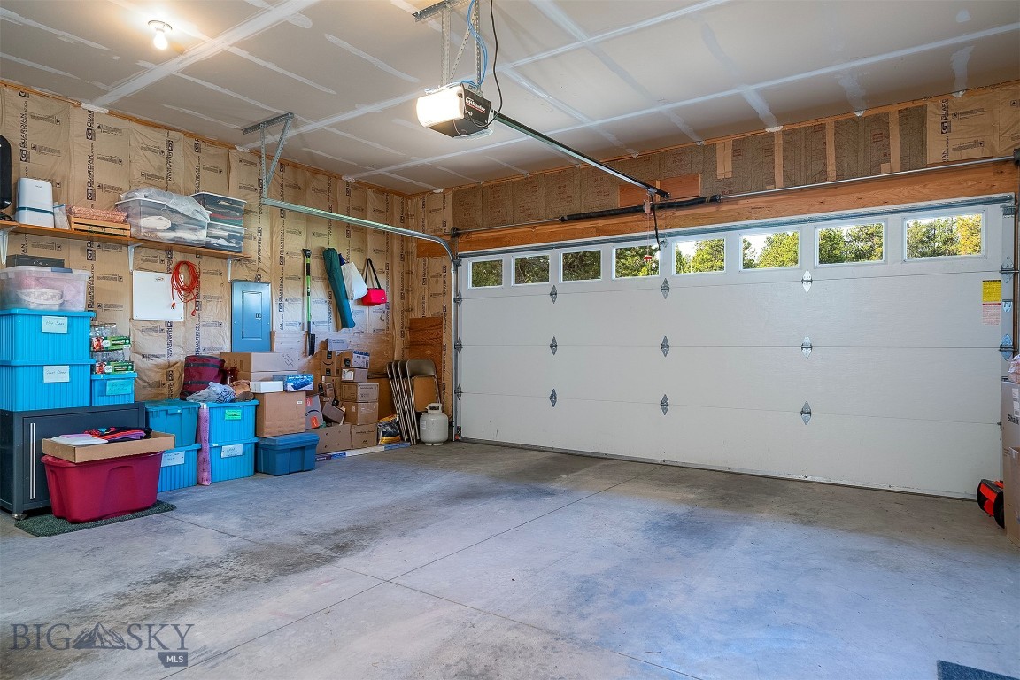 1211 Homesteaders Way