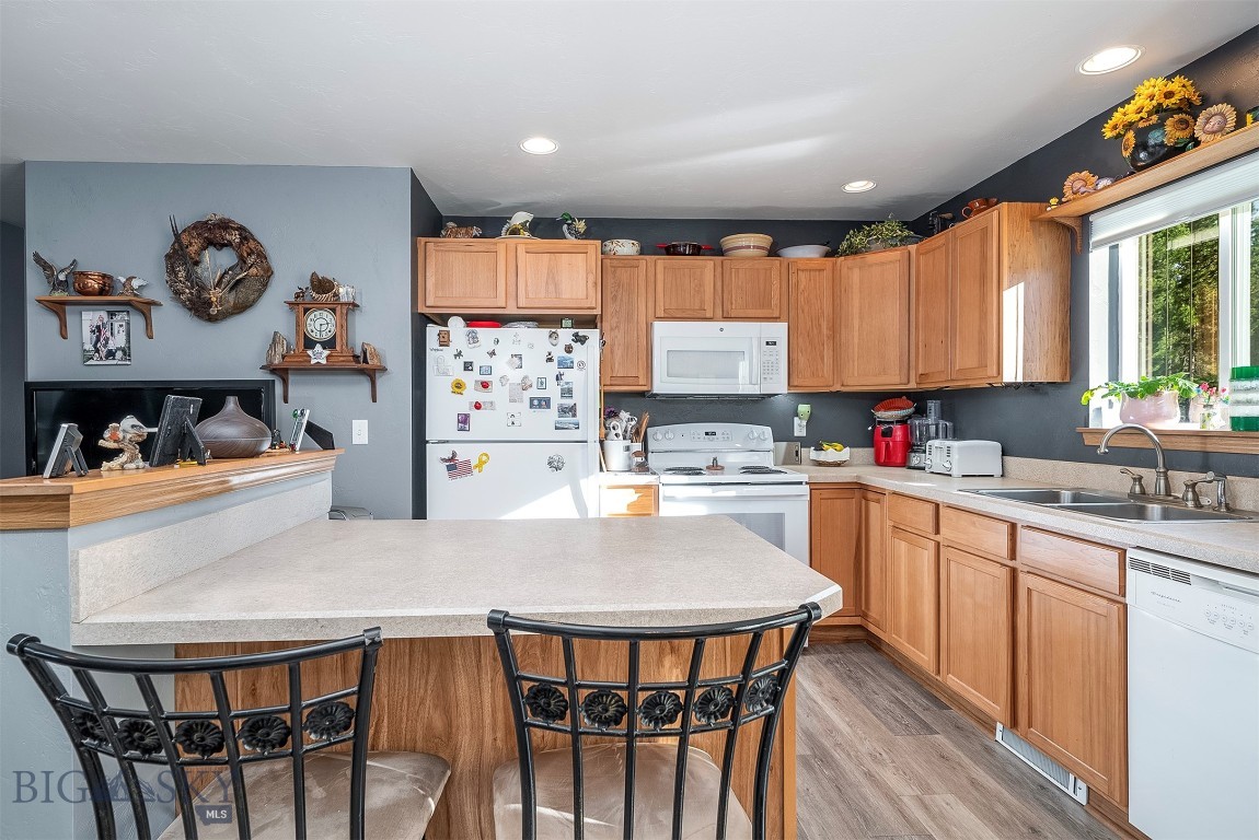 1211 Homesteaders Way