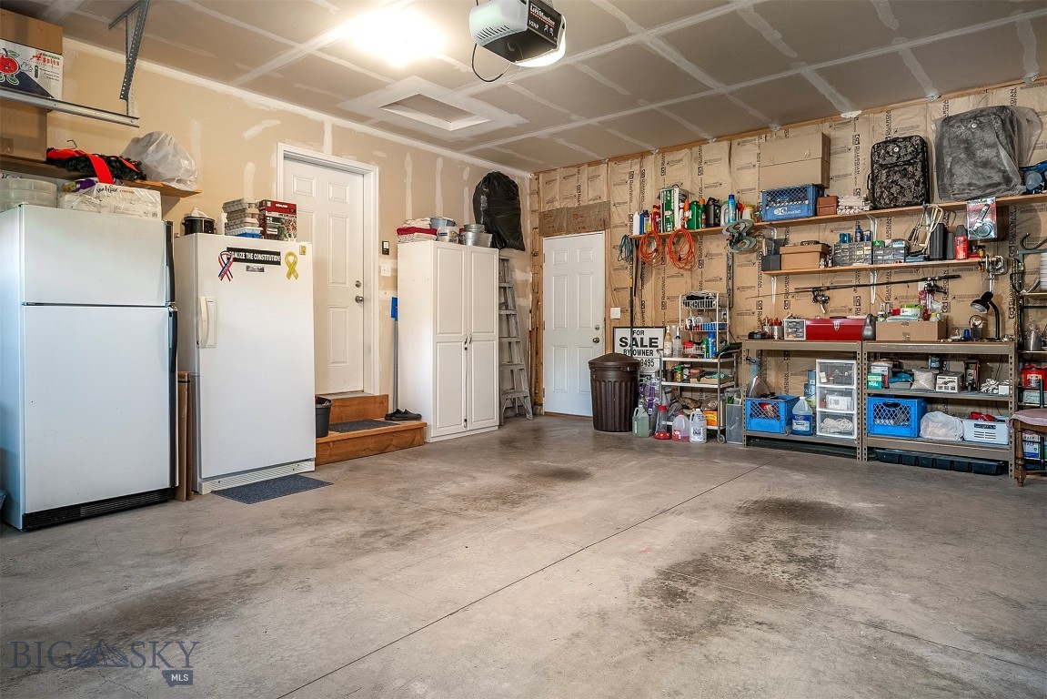 1211 Homesteaders Way